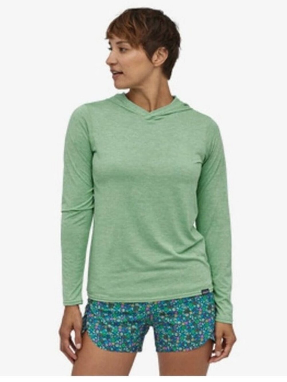 patagonia women's green capilene cool daily hoodie pullover lightweight 50UPF
